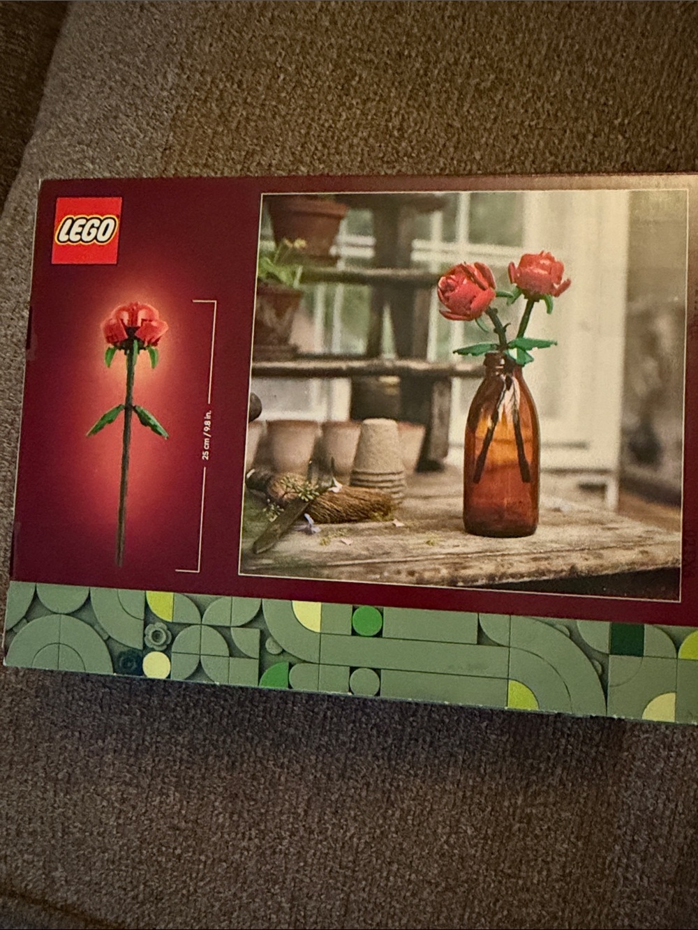Lego Roses Botanical Set Red and Green - Picture 2 of 2